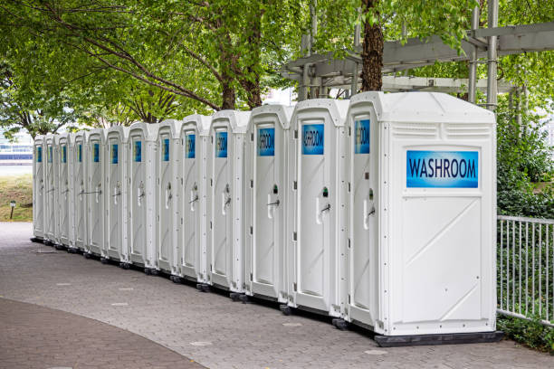 Best Restroom trailer rental cost  in Cool Valley, MO